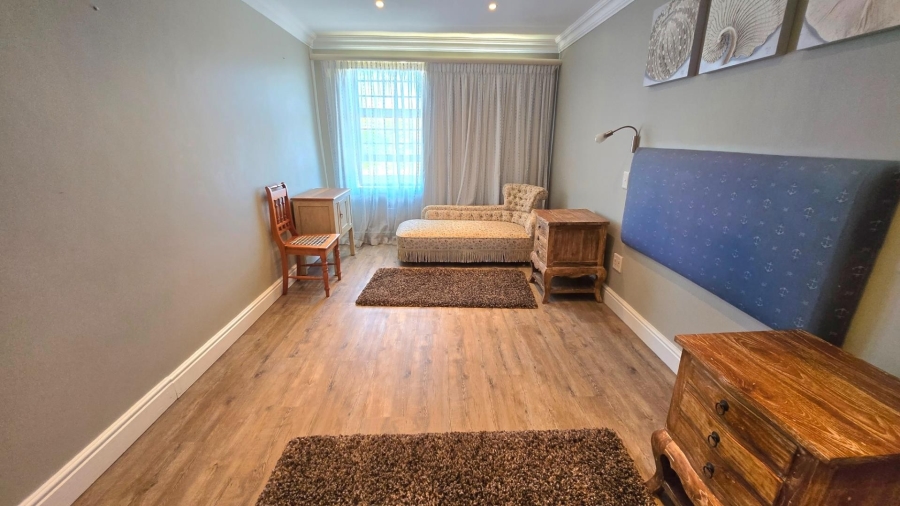 4 Bedroom Property for Sale in Kleinbaai Western Cape